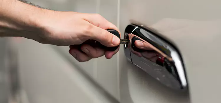 Why Choose Our Auto Locksmith Team in West Hartford, CT?